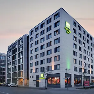 Hotel East Side By Ihg 4*