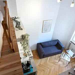 Central, Cozy, Designed 1-br At Akazienkiez Apartment *