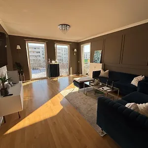 Designerwohnung Mit Balkon Und Wintergarten Apartment Berlin