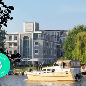 Am Schloss Koepenick By Golden Tulip Hotel 3*