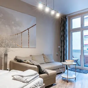 Upmarket Studio With Balcony In Friedrichshain Berlin