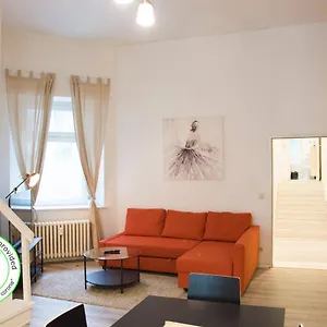 Moabit Family