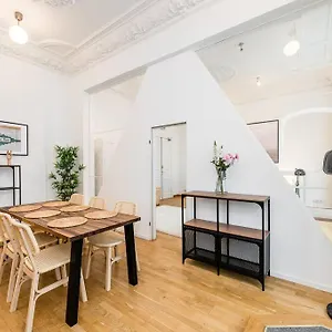 Charming Loft In Moabit