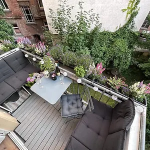 Charming And Cozy Apartment *