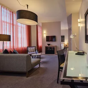 Adina Checkpoint Charlie Hotel apartamentowy Berlin