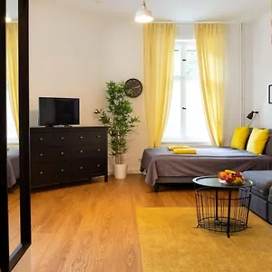 Shabby Chic Self Checkin And Free Street Parking Apartment Berlin