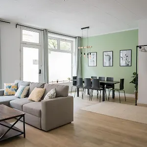 Spacious Family With 2 Bedrooms