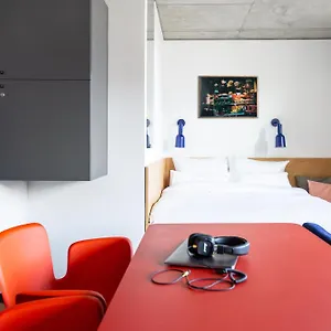 Stayery Friedrichshain Lägenhetshotell 4*