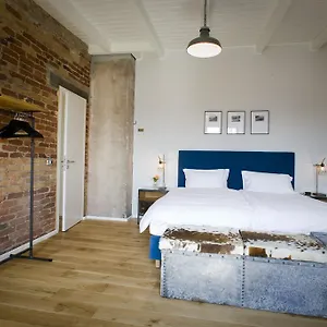 Apartment Base *