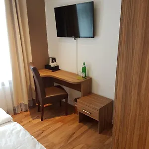 Elliot 4* Berlin