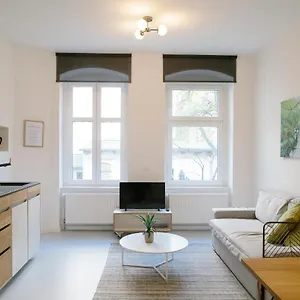 Apartment Madflats S-bahn Friedenau *
