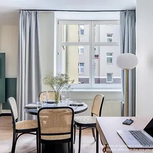 Numa Kater Aparthotel 4*