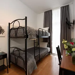 Guest house Hotelroom In N9 Prenzlauer Berg New *