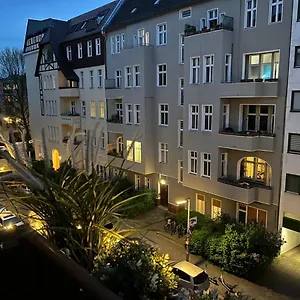 Cozy Modern With Small Balcony In The Heart Of *