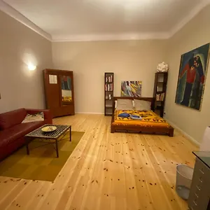 Apartment Fewo Gruene Mommsenstrasse - Bei Becker Klingeln
