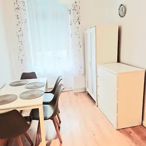 Family Studio For 4 Apartment