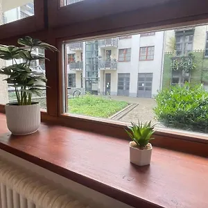 Apartment Modern L Netflix L Fast Wifi L Xbox