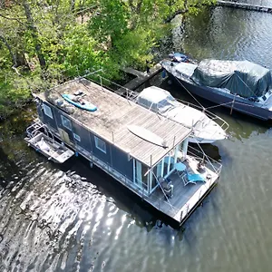 Apartment Hausboot Insel Valentinswerder Berlin