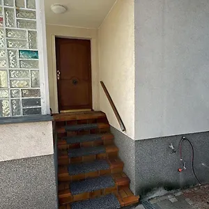3 Zim - Bis 9 Per - In Rudow