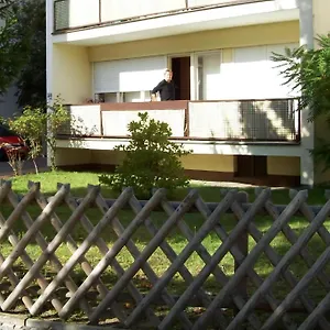 Stylische Mit Suedbalkon In Messenaehe Апартаменты *