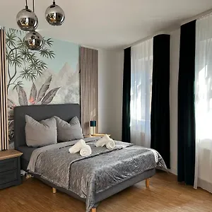 Lindenallee Apartment