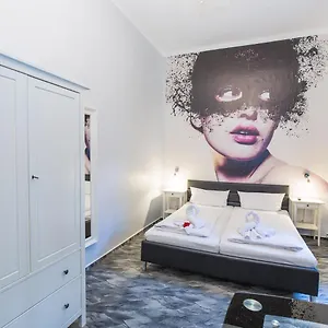 Affittacamere Marie Prenzlauer Berg 2*