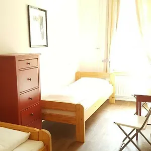 Hostel Flow
