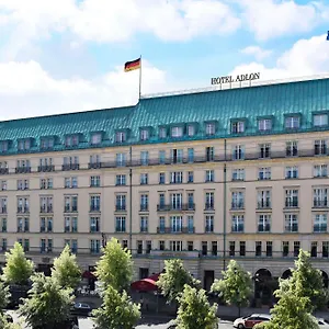 Adlon Kempinski 5*
