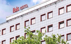 Hotel ibis Berlin Messe Exterior photo