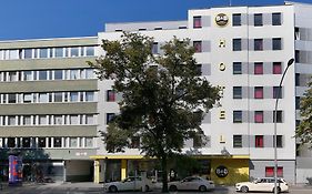 B&B Hotel Berlin Potsdamer Platz Exterior photo