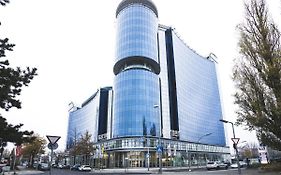 Select Hotel Berlin Spiegelturm Exterior photo